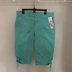 Gloria Vanderbilt Pants - Aqua Capri Pants Gloria Vanderbilt Pants - Aqua Capri Pants